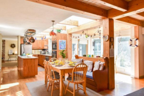 Beautiful private & spacious great location large outdoor stone patio